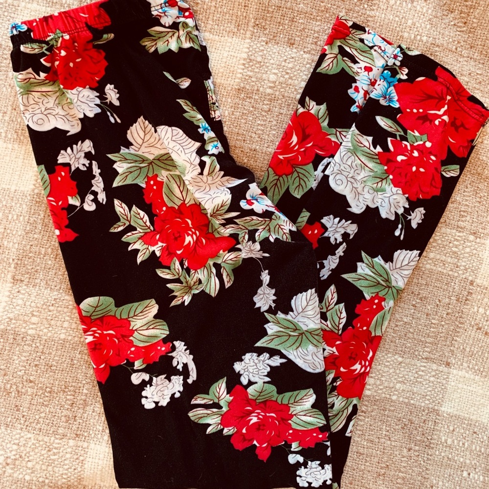 Floral leggings soft and stretchy
